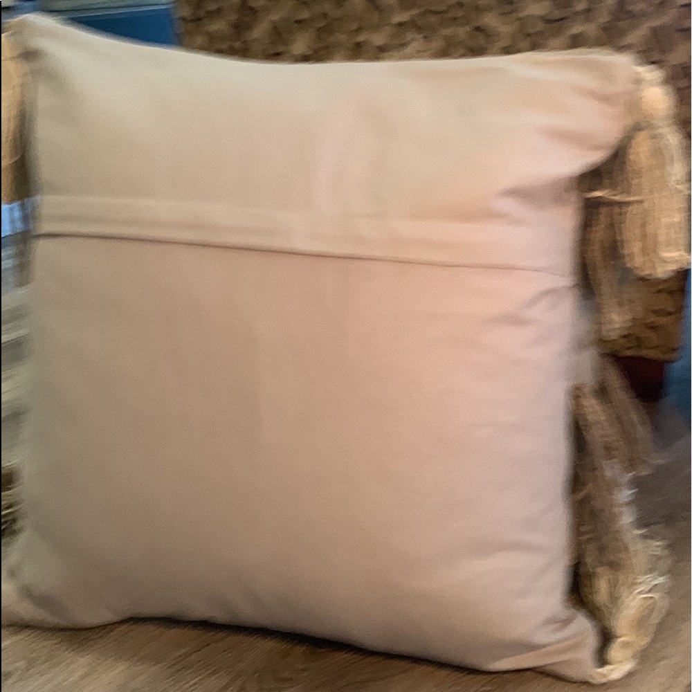 Accent Pillows set/2 - Picture 4 of 4